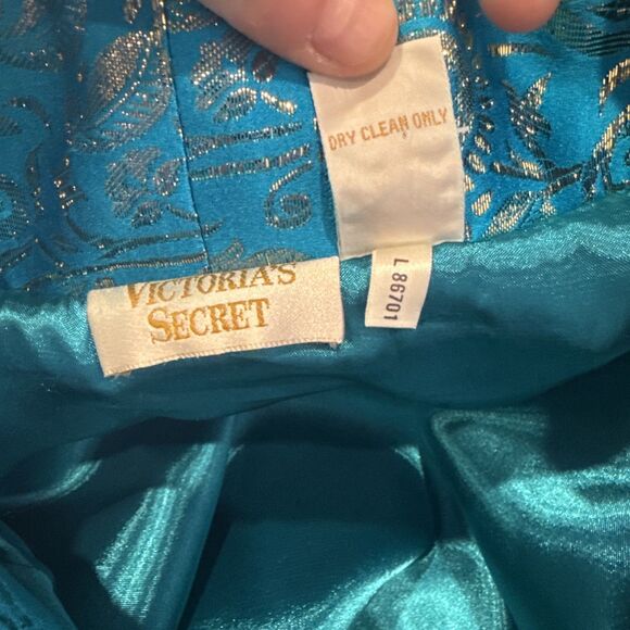 Vintage Victoria’s Secret Gold Label Brocade Jaquard Robe One Size Gold Metallic - Picture 13 of 13